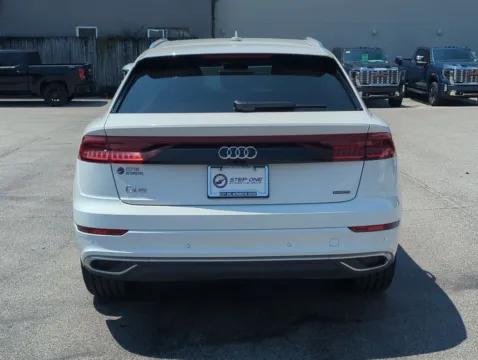 More photos of 2022 Audi Q8 55 Premium at Step One Cadillac GMC Fort Walton Beach, FL