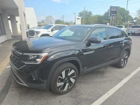 Photos of 2024 Volkswagen Atlas Cross Sport 2.0T SE w/Technology for sale in Fort Walton Beach, FL at Step One Cadillac GMC Fort Walton Beach
