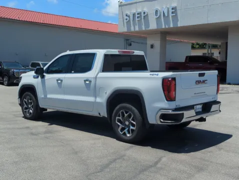More photos of 2026 GMC Sierra 1500 SLT at Step One Cadillac GMC Fort Walton Beach, FL