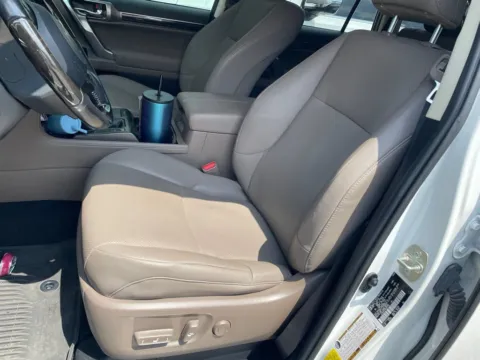 More photos of 2022 Lexus GX 460 at Step One Cadillac GMC Fort Walton Beach, FL