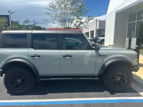 Gray 2022 Ford Bronco Wildtrak for sale in Fort Walton Beach, FL
