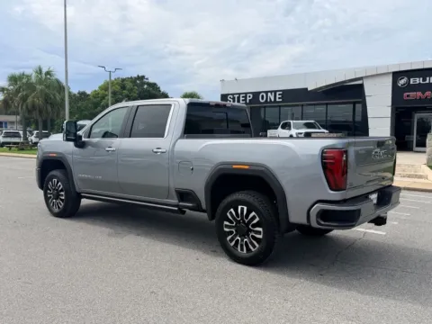 More photos of 2026 GMC Sierra 2500 HD Denali Ultimate at Step One Cadillac GMC Fort Walton Beach, FL