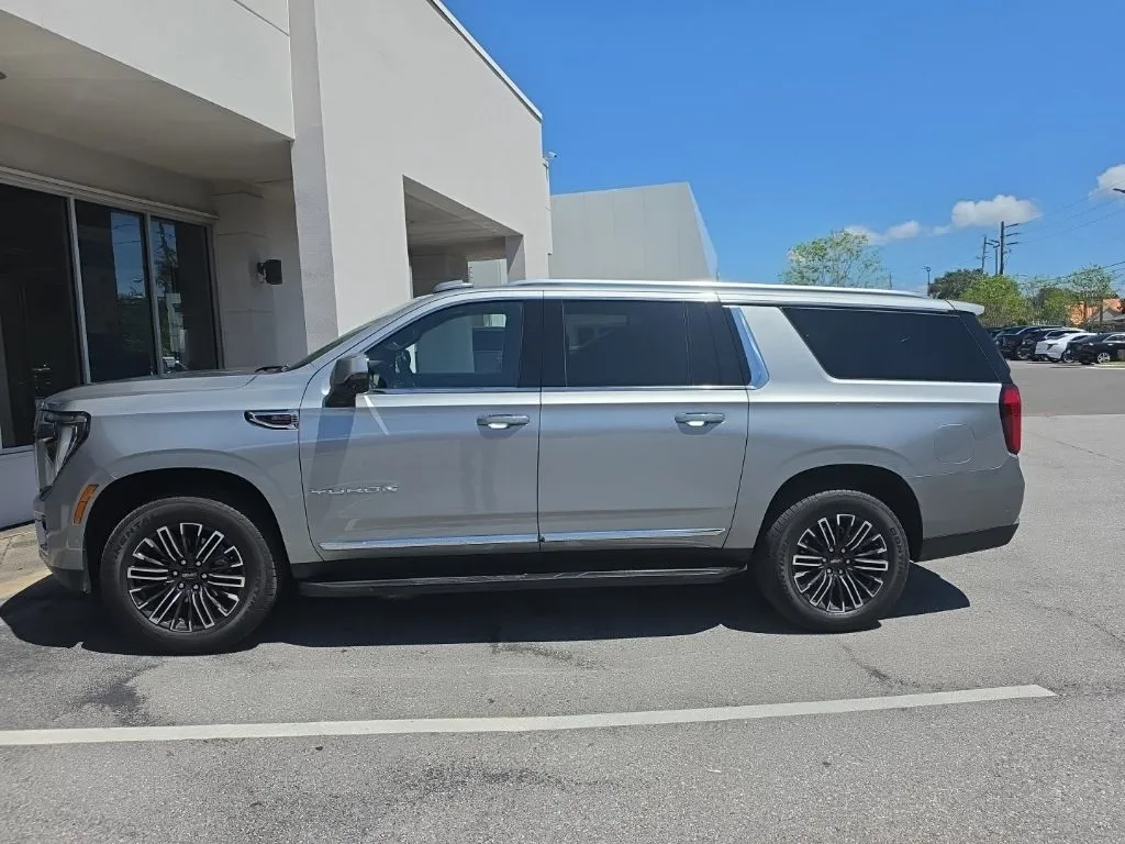 2025 GMC Yukon XL Elevation
