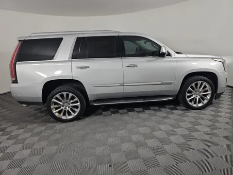 More photos of 2020 Cadillac Escalade Luxury at Step One Cadillac GMC Fort Walton Beach, FL