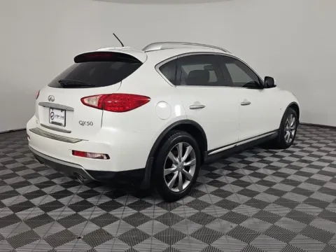 More photos of 2017 INFINITI QX50 at Step One Cadillac GMC Fort Walton Beach, FL
