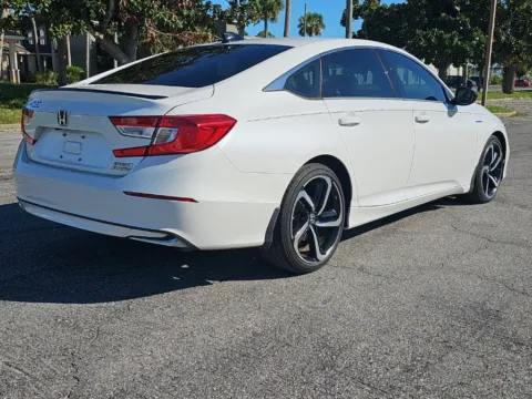 More photos of 2022 Honda Accord Hybrid Sport at Step One Cadillac GMC Fort Walton Beach, FL
