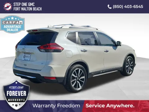 More photos of 2018 Nissan Rogue SL at Step One Cadillac GMC Fort Walton Beach, FL