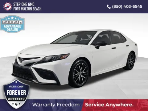 White 2023 Toyota Camry SE for sale in Fort Walton Beach, FL