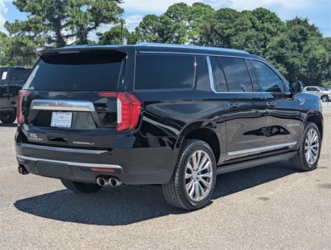 More photos of 2022 GMC Yukon XL Denali at Step One Cadillac GMC Fort Walton Beach, FL
