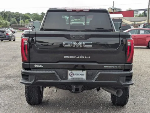 More photos of 2025 GMC Sierra 2500HD Denali Ultimate at Step One Cadillac GMC Fort Walton Beach, FL