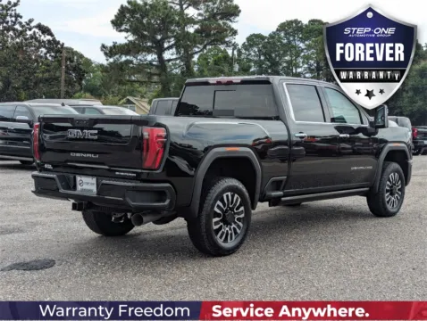 More photos of 2025 GMC Sierra 2500HD Denali Ultimate at Step One Cadillac GMC Fort Walton Beach, FL