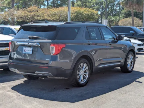 More photos of 2020 Ford Explorer XLT at Step One Cadillac GMC Fort Walton Beach, FL
