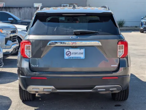 More photos of 2020 Ford Explorer XLT at Step One Cadillac GMC Fort Walton Beach, FL