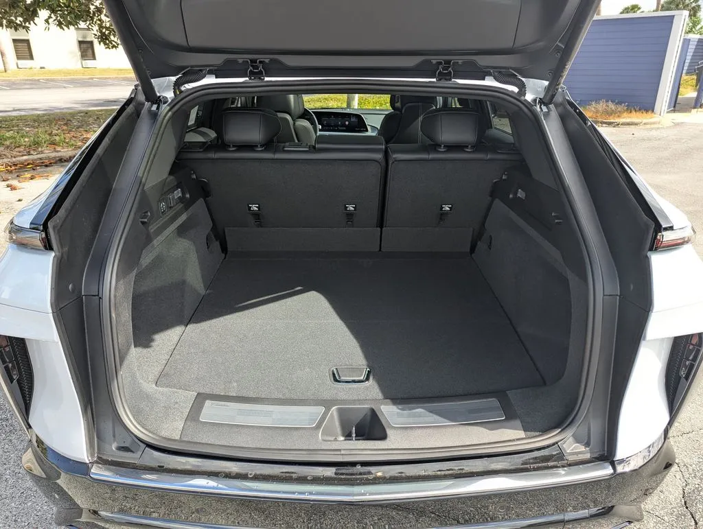 2026 Cadillac LYRIQ Premium Luxury - Photo 32