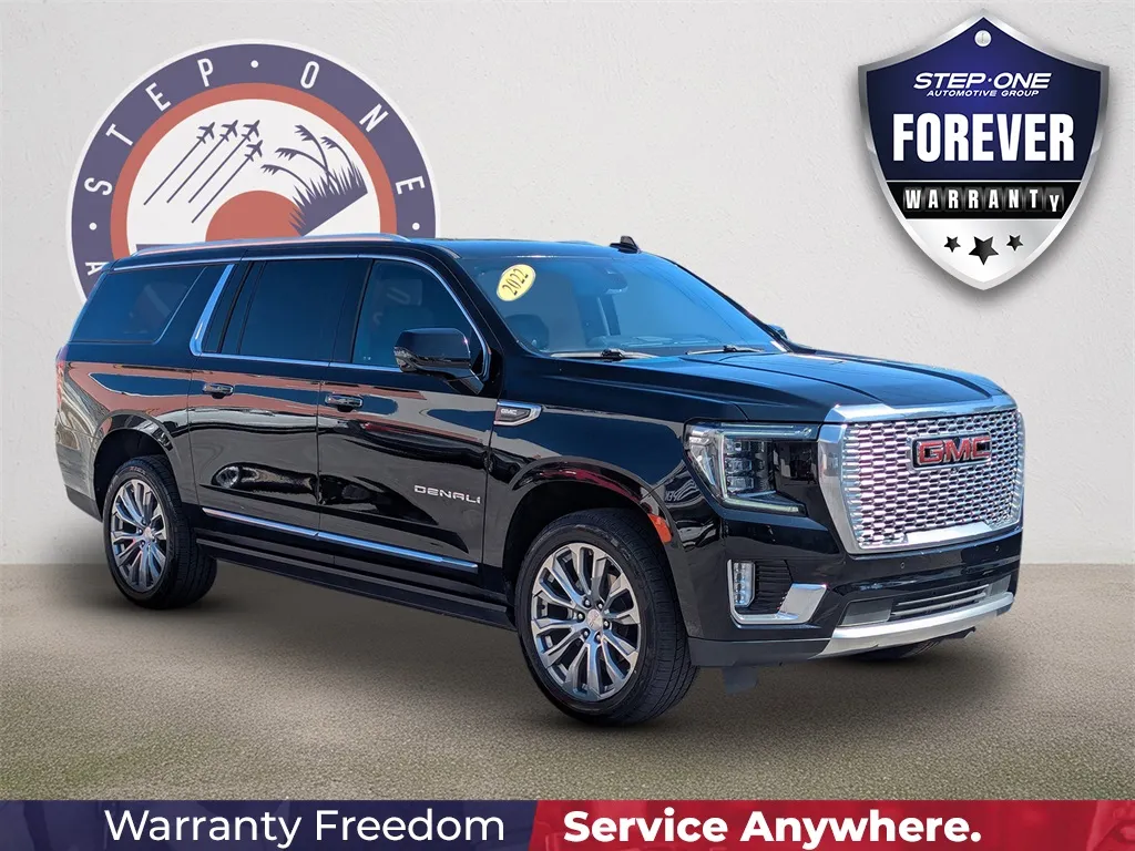 Black 2022 GMC Yukon XL Denali for sale in Fort Walton Beach, FL