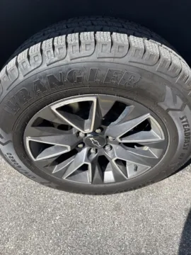 More photos of 2021 Chevrolet Suburban Z71 at Step One Cadillac GMC Fort Walton Beach, FL