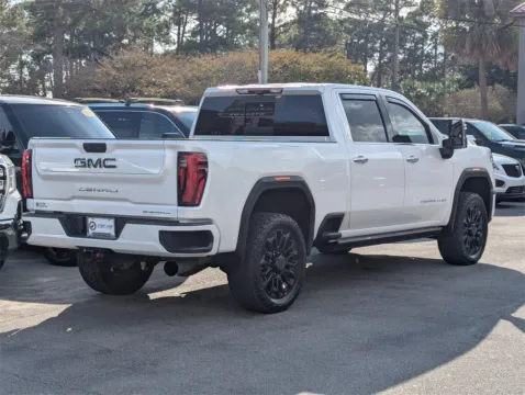 More photos of 2024 GMC Sierra 2500HD Denali Ultimate at Step One Cadillac GMC Fort Walton Beach, FL