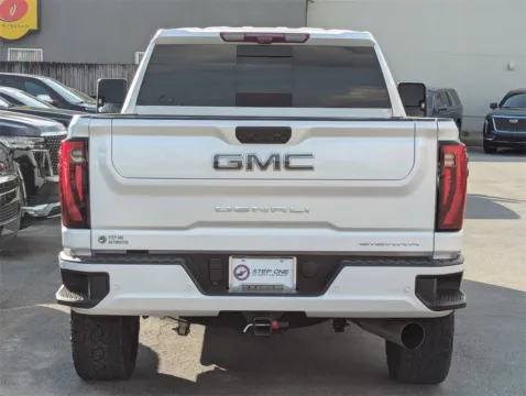 More photos of 2024 GMC Sierra 2500HD Denali Ultimate at Step One Cadillac GMC Fort Walton Beach, FL