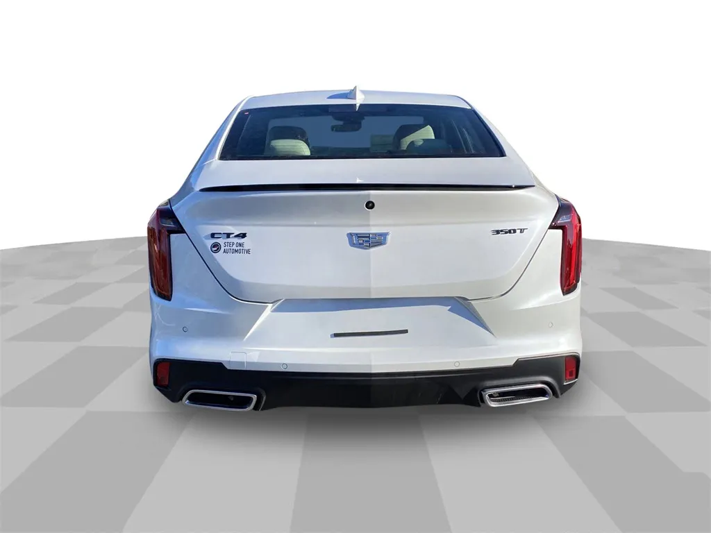 2025 Cadillac CT4 Luxury photo 3