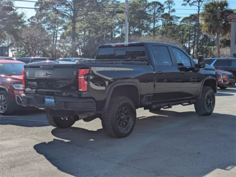 More photos of 2025 Chevrolet Silverado 2500HD ZR2 at Step One Cadillac GMC Fort Walton Beach, FL