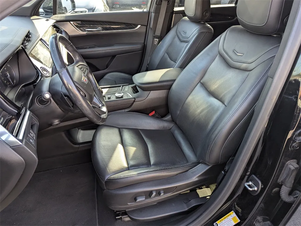 2020 Cadillac XT6 Premium Luxury photo 4