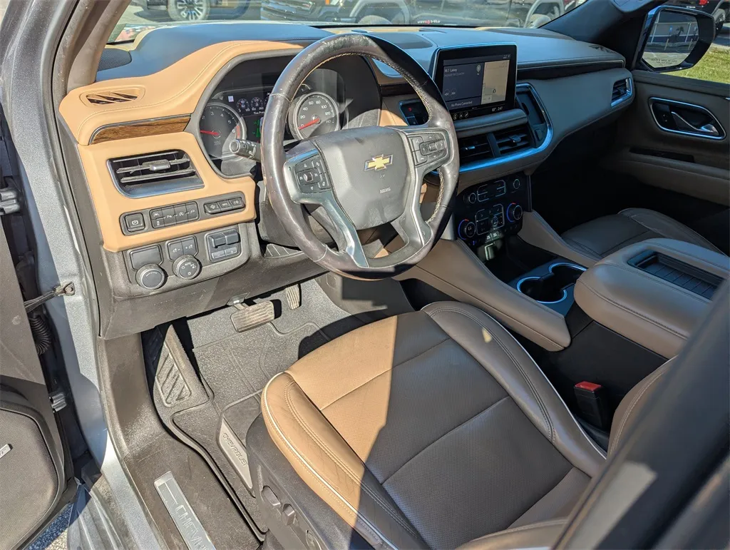2021 Chevrolet Suburban Premier photo 4