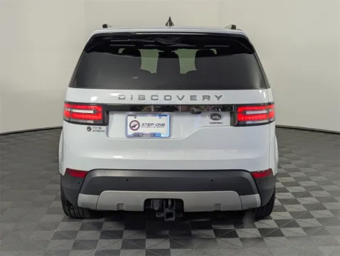 More photos of 2019 Land Rover Discovery HSE at Step One Cadillac GMC Fort Walton Beach, FL