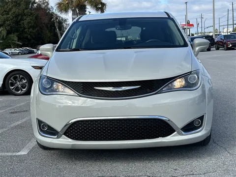 More photos of 2020 Chrysler Pacifica Touring at Step One Cadillac Buick GMC Pensacola, FL