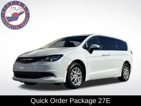 White 2022 Chrysler Voyager LX for sale in Pensacola, FL