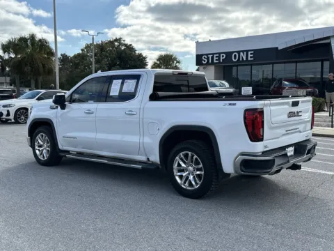 More photos of 2021 GMC Sierra 1500 SLT at Step One Cadillac Buick GMC Pensacola, FL