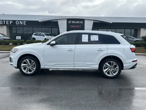 More photos of 2023 Audi Q7 45 Premium at Step One Cadillac Buick GMC Pensacola, FL