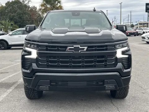 More photos of 2023 Chevrolet Silverado 1500 LT Trail Boss at Step One Cadillac Buick GMC Pensacola, FL
