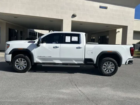 More photos of 2020 GMC Sierra 2500HD Denali at Step One Cadillac Buick GMC Pensacola, FL