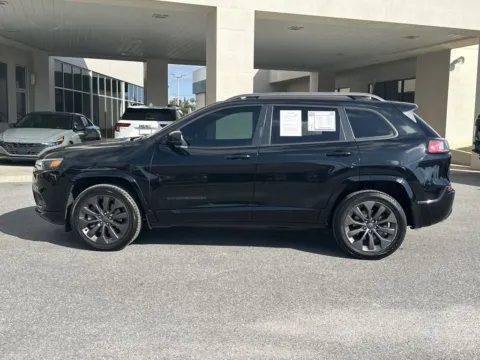 More photos of 2019 Jeep Cherokee Limited at Step One Cadillac Buick GMC Pensacola, FL