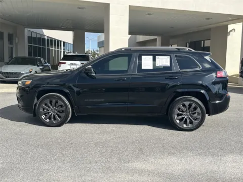 More photos of 2019 Jeep Cherokee Limited at Step One Cadillac Buick GMC Pensacola, FL