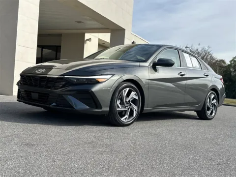 Gray 2024 Hyundai Elantra SEL for sale in Pensacola, FL