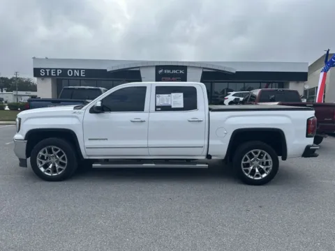 More photos of 2018 GMC Sierra 1500 SLT at Step One Cadillac Buick GMC Pensacola, FL