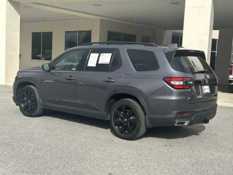 More photos of 2025 Honda Pilot Black Edition at Step One Cadillac Buick GMC Pensacola, FL
