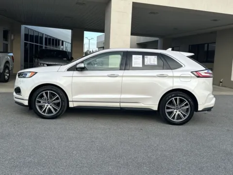 More photos of 2019 Ford Edge Titanium at Step One Cadillac Buick GMC Pensacola, FL