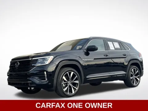 Photos of 2024 Volkswagen Atlas Cross Sport 2.0T SEL Premium R-Line for sale in Pensacola, FL at Step One Cadillac Buick GMC Pensacola