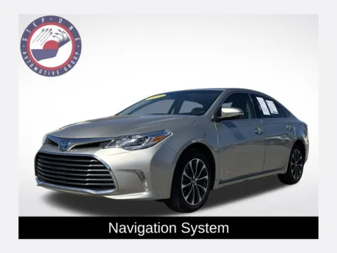 Beige 2018 Toyota Avalon Hybrid XLE Premium for sale in Pensacola, FL