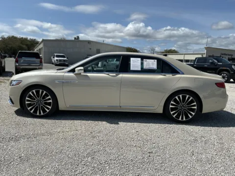 More photos of 2018 Lincoln Continental Select at Step One Cadillac Buick GMC Pensacola, FL