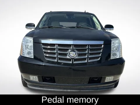 Another view of 2008 Cadillac Escalade ESV for sale in Pensacola, FL at Step One Cadillac Buick GMC Pensacola