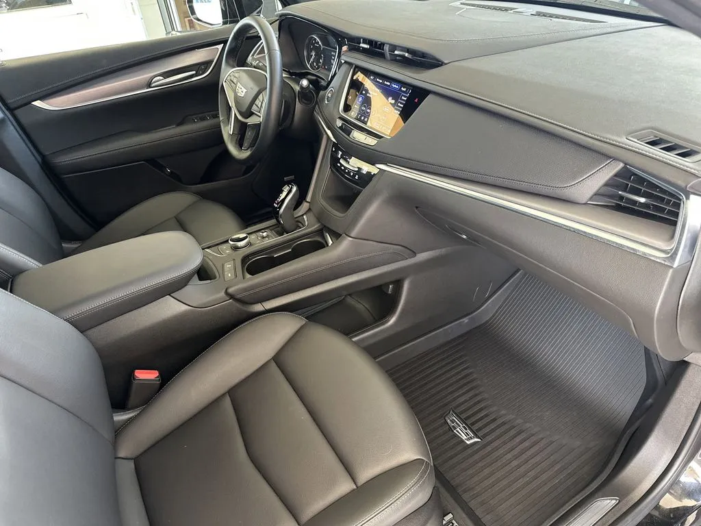 2025 Cadillac XT5 Luxury - Photo 34