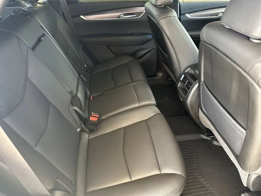 2025 Cadillac XT5 Luxury - Photo 30