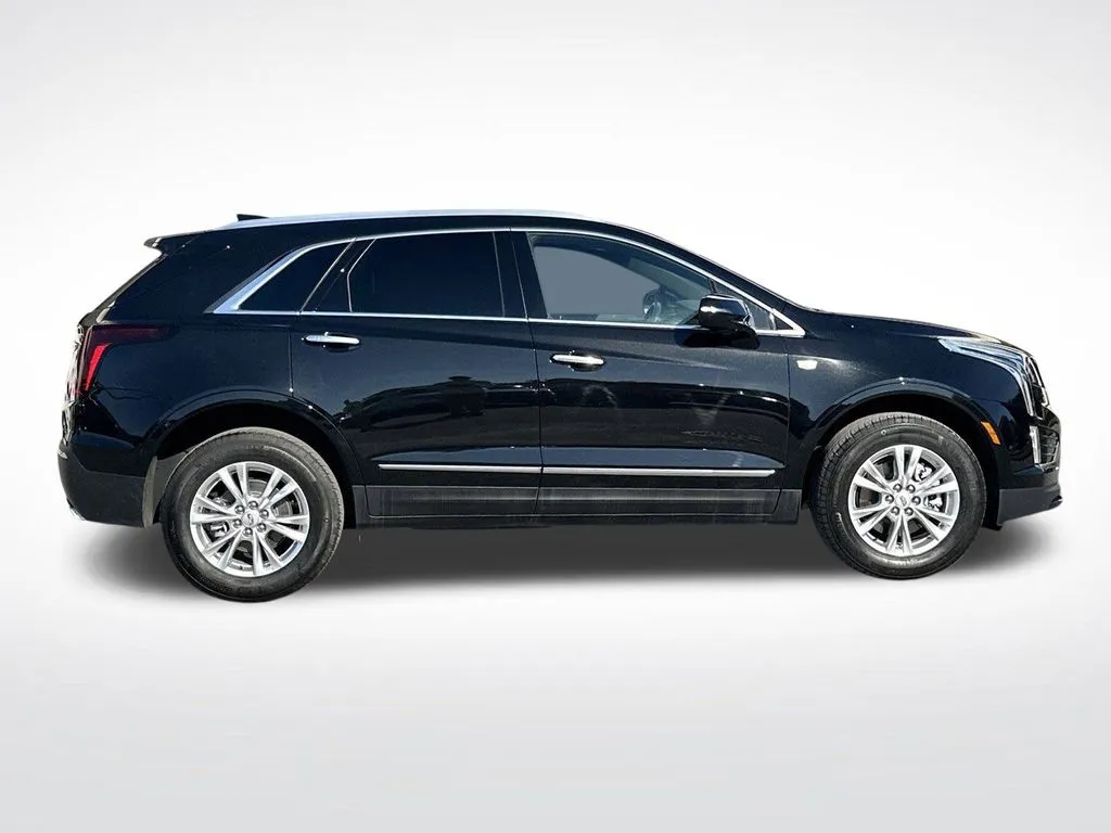 2025 Cadillac XT5 Luxury - Photo 5