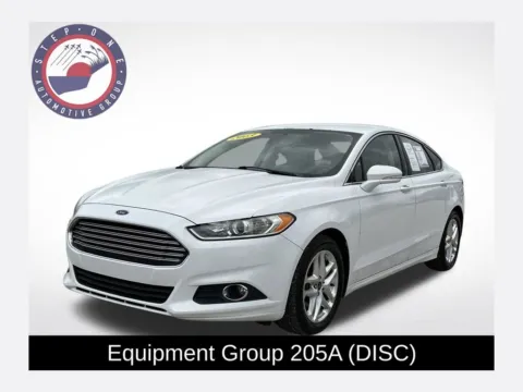 White 2013 Ford Fusion SE for sale in Pensacola, FL