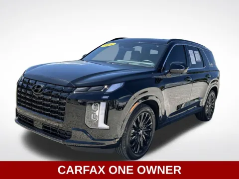 Photos of 2025 Hyundai Palisade Calligraphy Night Edition for sale in Pensacola, FL at Step One Cadillac Buick GMC Pensacola