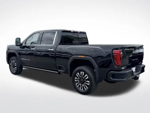 More photos of 2026 GMC Sierra 2500 HD Denali Ultimate at Step One Cadillac Buick GMC Pensacola, FL