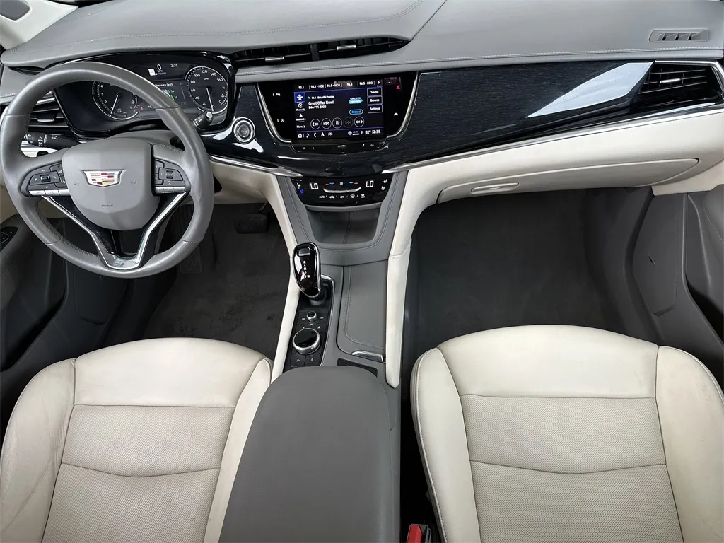 2024 Cadillac XT6 Premium Luxury photo 4